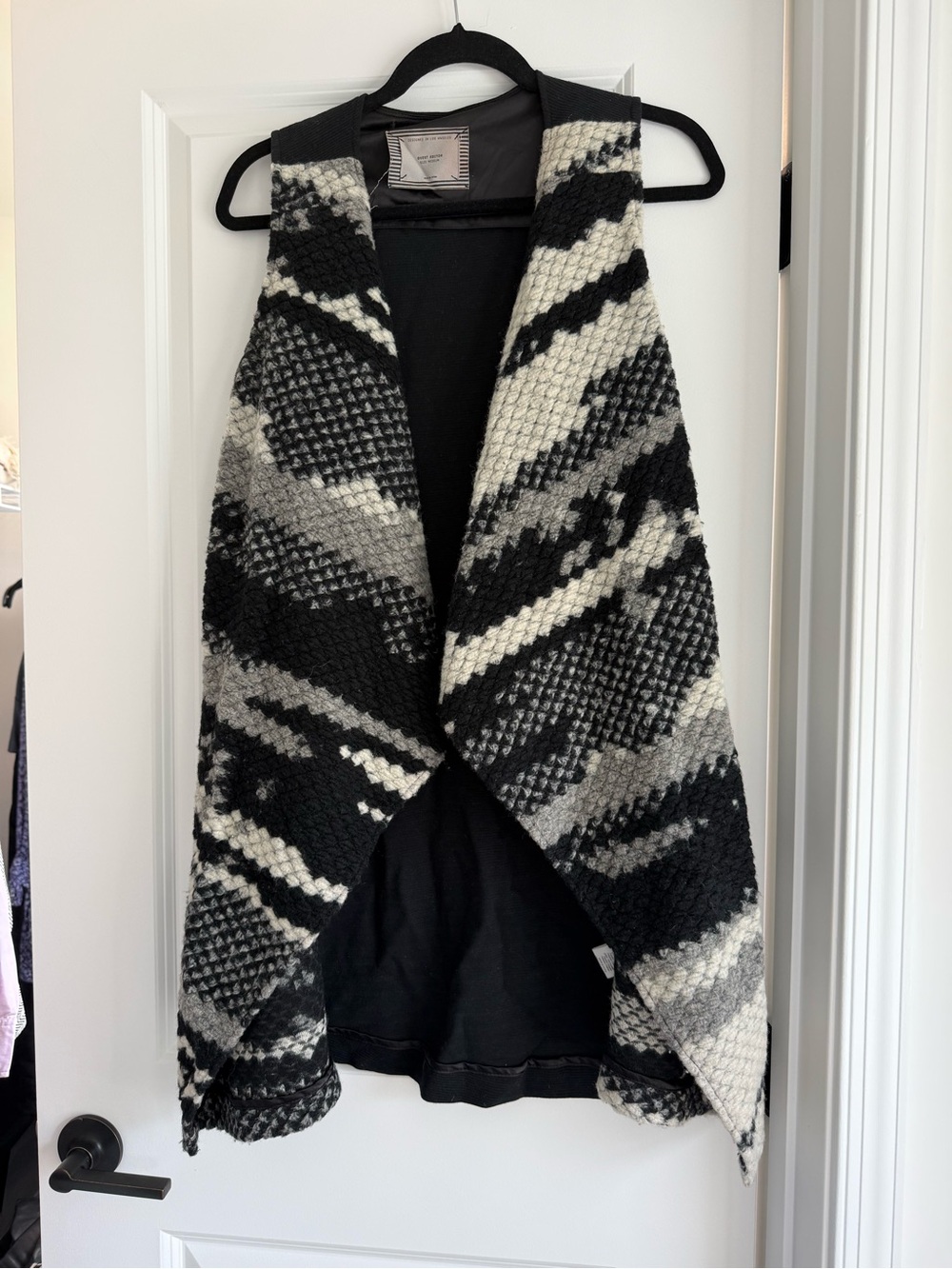 Open-Front Knit Vest Sweater in Black & Gray